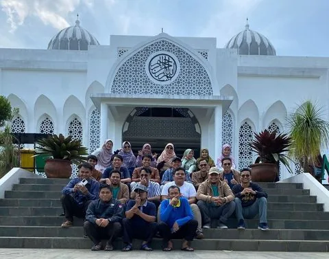 Foto berita: Tim Building Quran Sekolah Bintang Madani