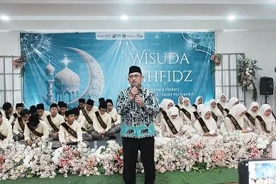 Foto berita: Wisuda Tahfidz